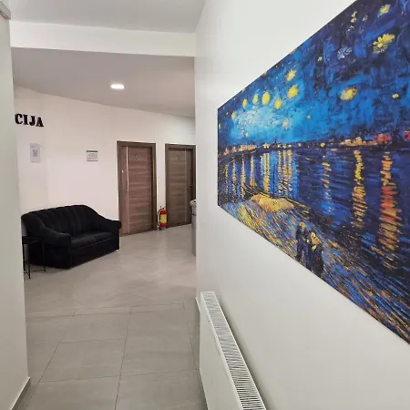 Vurk Apartment *